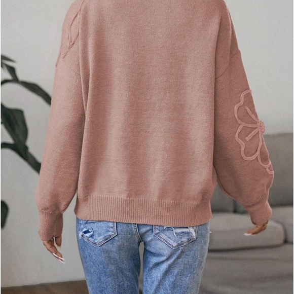 Beautiful 🌸Floral Embroidery Long Sleeve Knitted Pullover Sweater - Picture 3 of 9
